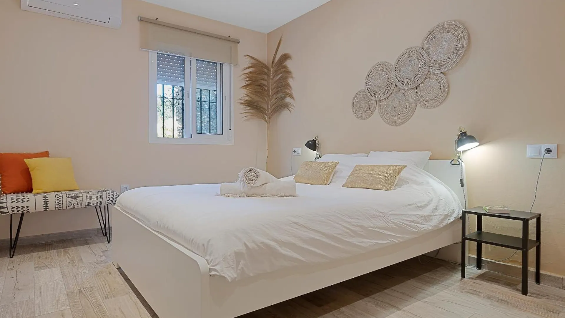 Casa Pitaya, 10 Min Walk To City Centre Alhaurin el Grande